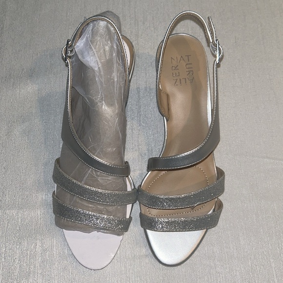 Naturalizer Women’s ‘Taimi’ Dress Sandals Heels Sparkly w/ Straps Size 9 New - Picture 7 of 15